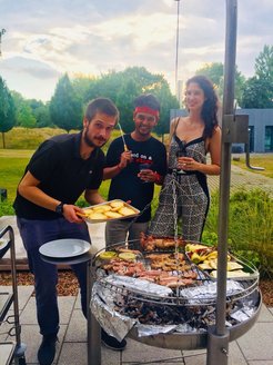 The lab likes to BBQ!